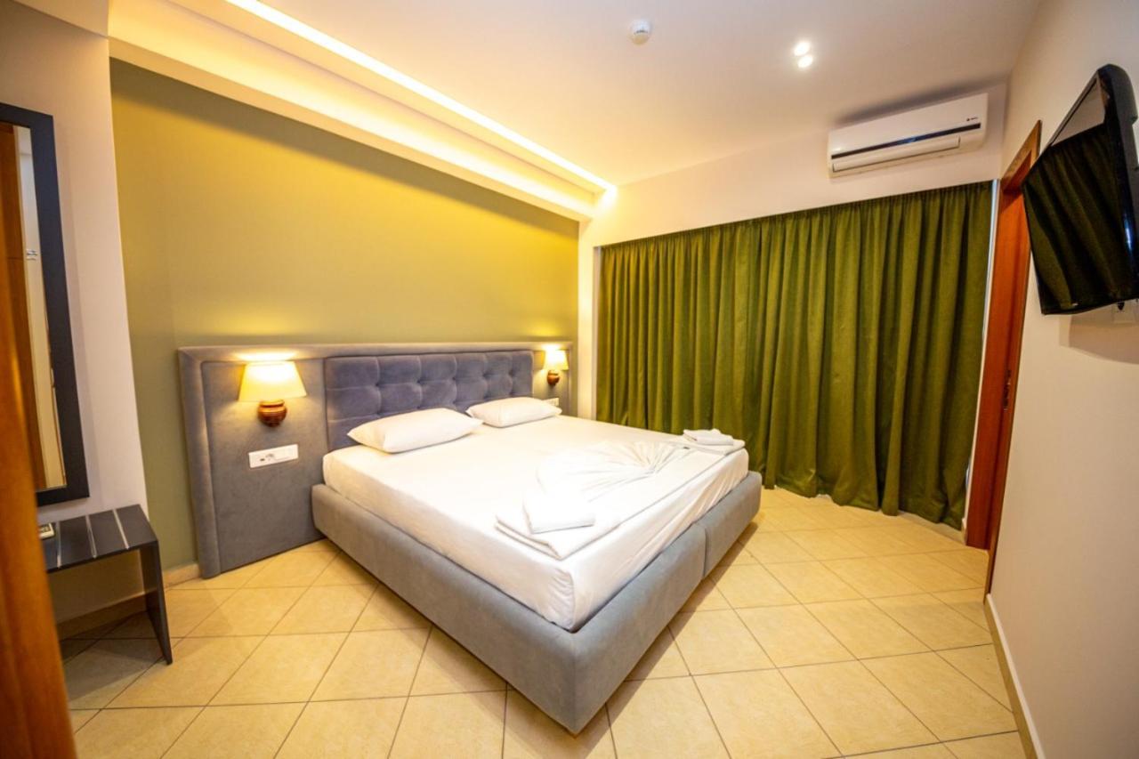 Hotel Vista Mare كساميل المظهر الخارجي الصورة